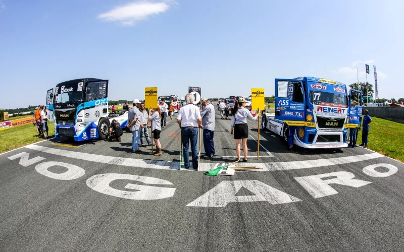 Paul Armagnac circuit start van vrachtwagenraces